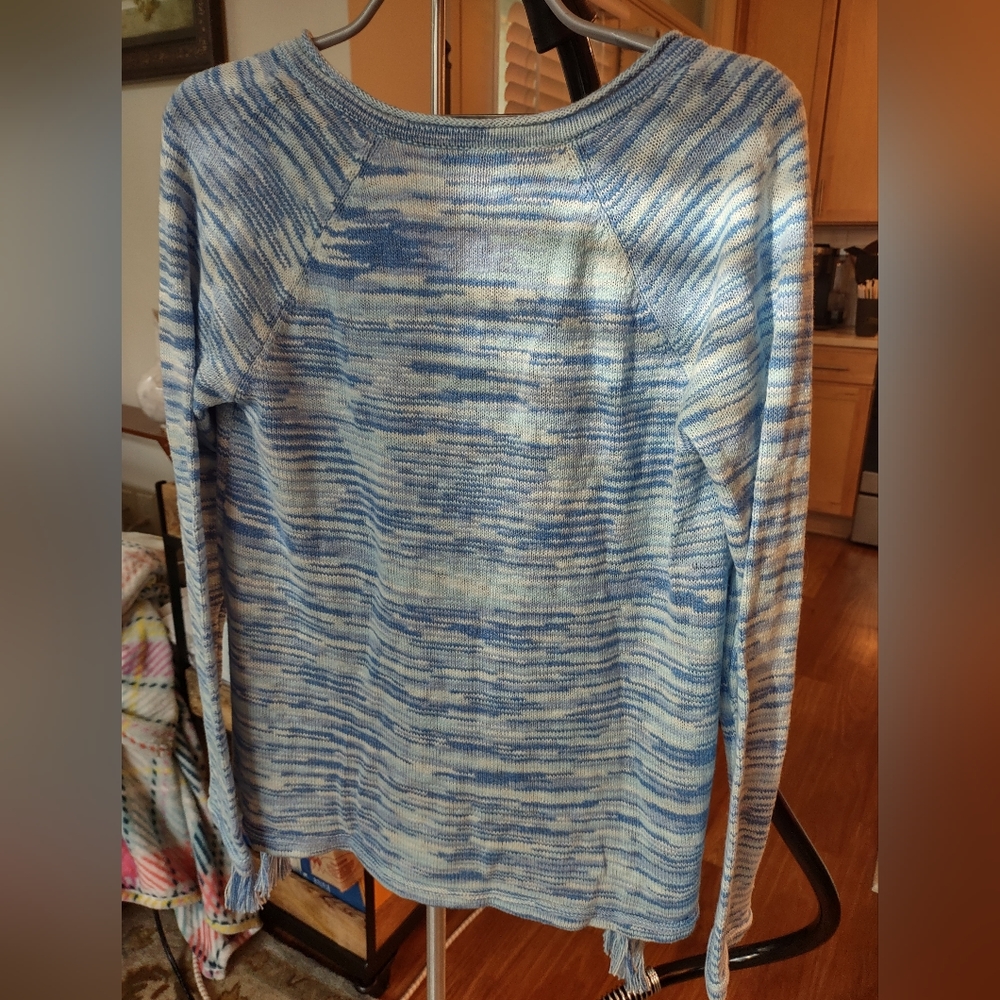 NWT V Neck Lilly Pulitzer Blue Space Dyed Tassel Sweater - Medium - Picture 7 of 7